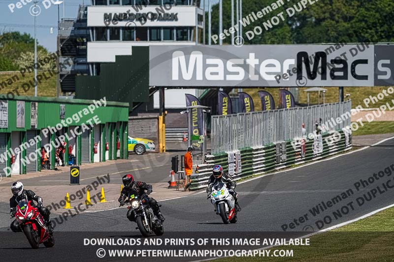 enduro digital images;event digital images;eventdigitalimages;mallory park;mallory park photographs;mallory park trackday;mallory park trackday photographs;no limits trackdays;peter wileman photography;racing digital images;trackday digital images;trackday photos